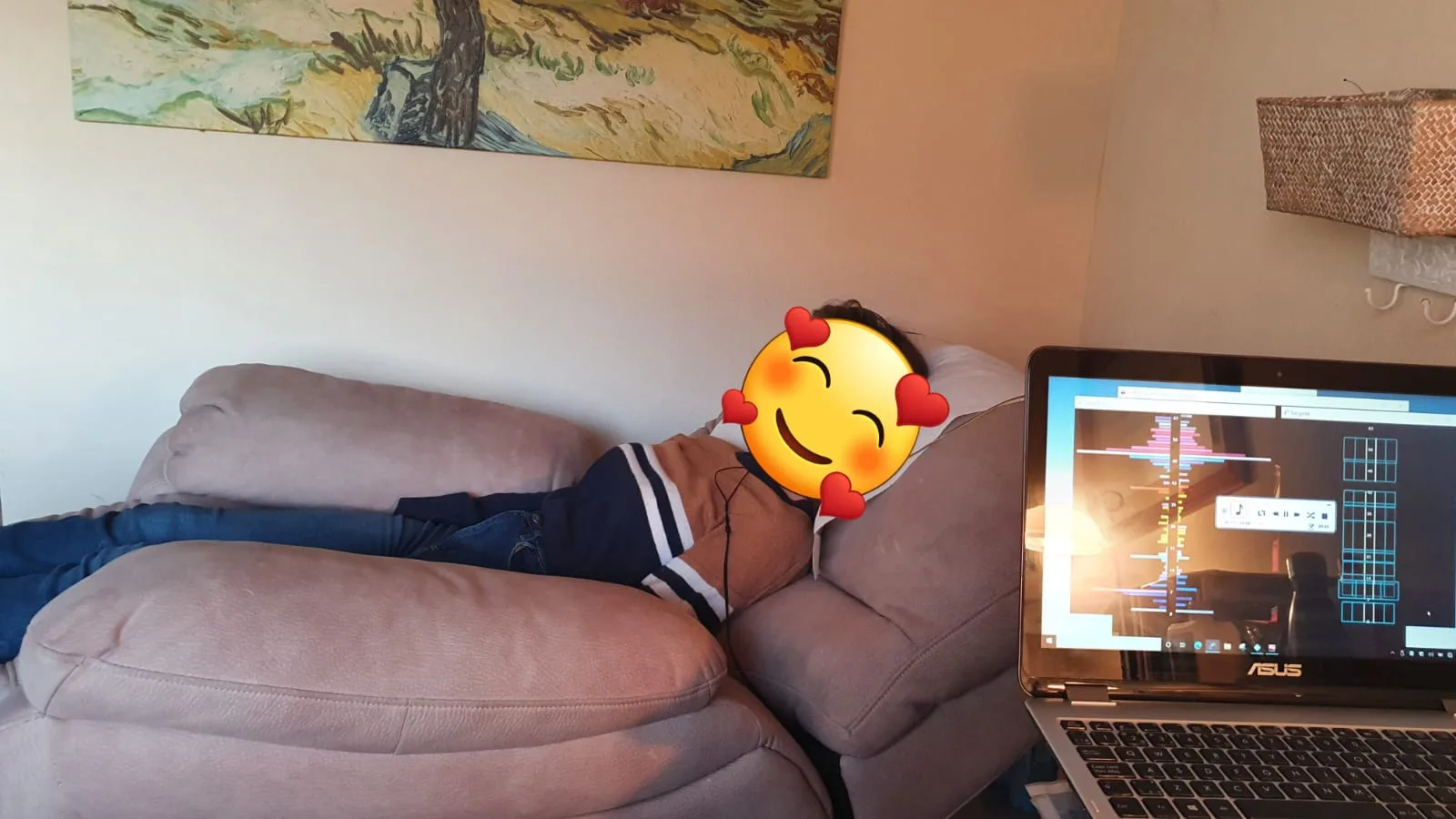Sentirsi nuovamente "in" dopo due anni di "out": la connessione al presente di un adolescente dopo il lockdown